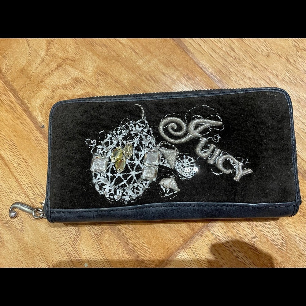 Juicy Couture Velvet Wallet